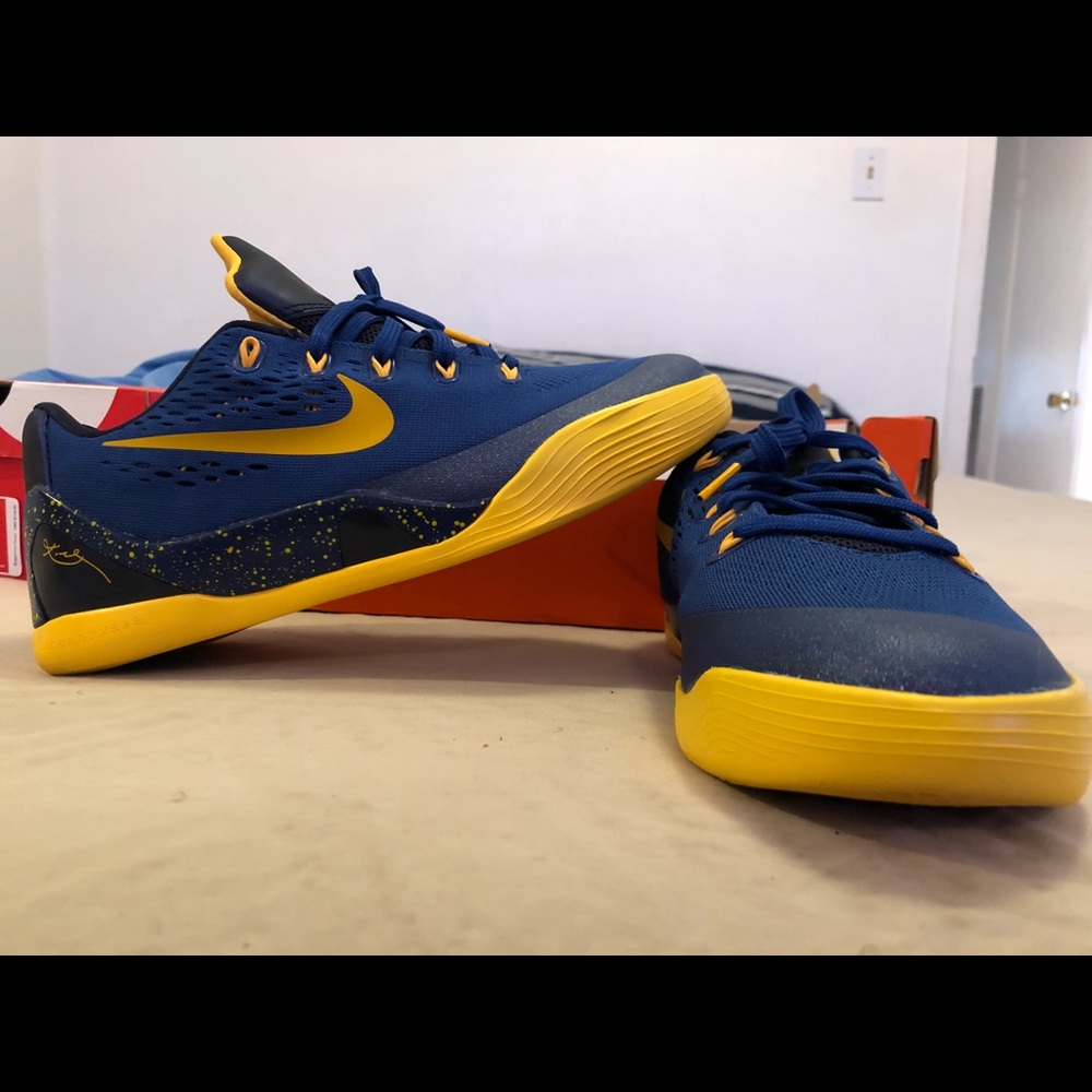 KOBE IX